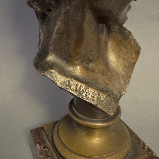 Buste en bronze de jeune femme art nouveau signé Alberti