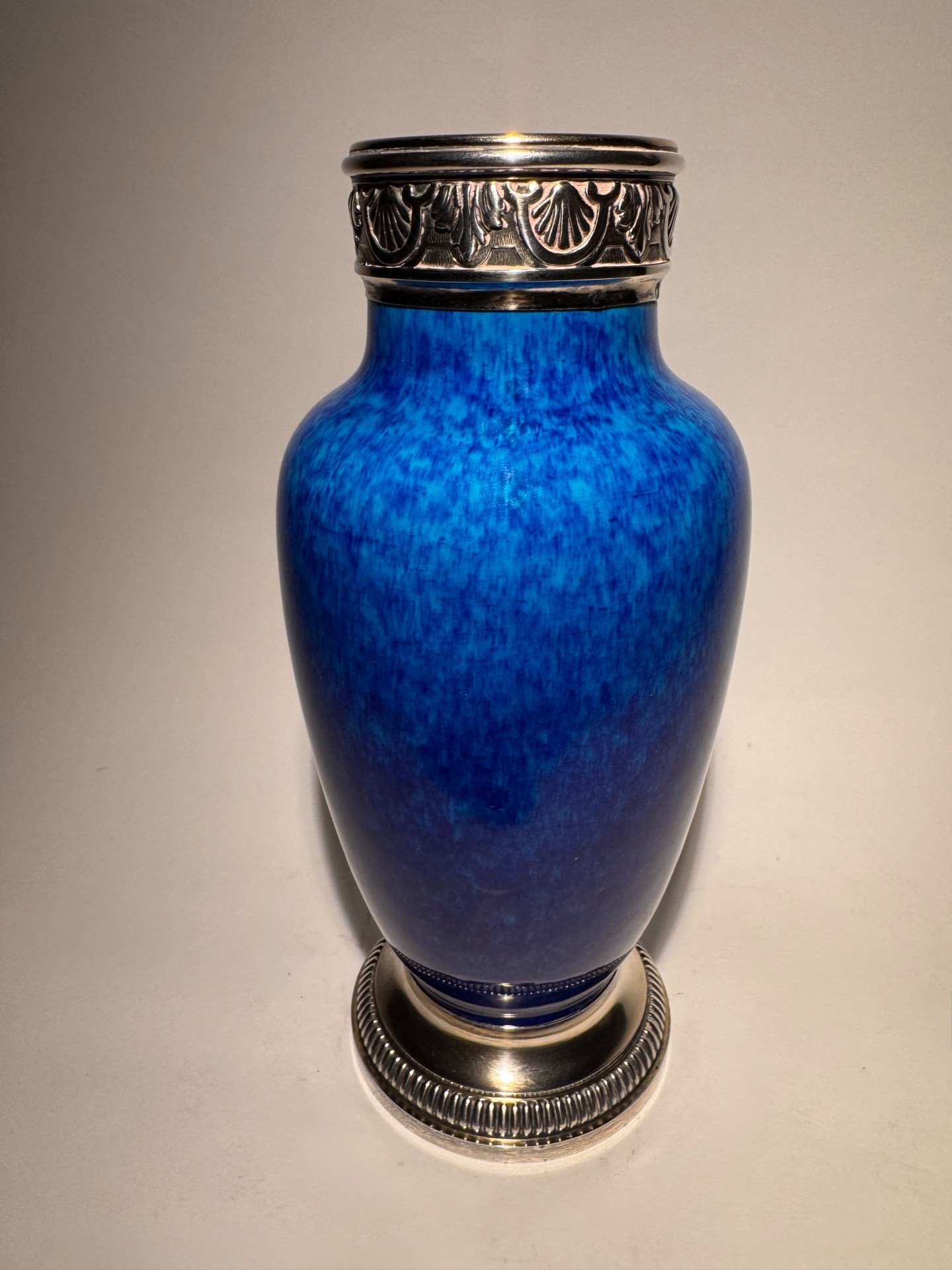 Vase en porcelaine bleue monté argent minerve - paul milet à sèvres – Image 9