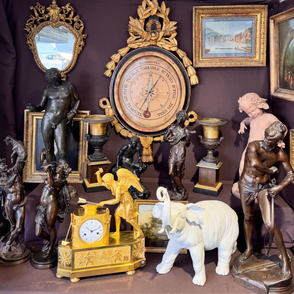 Instagram post from galeriedesvictoires. This post is in position 3.