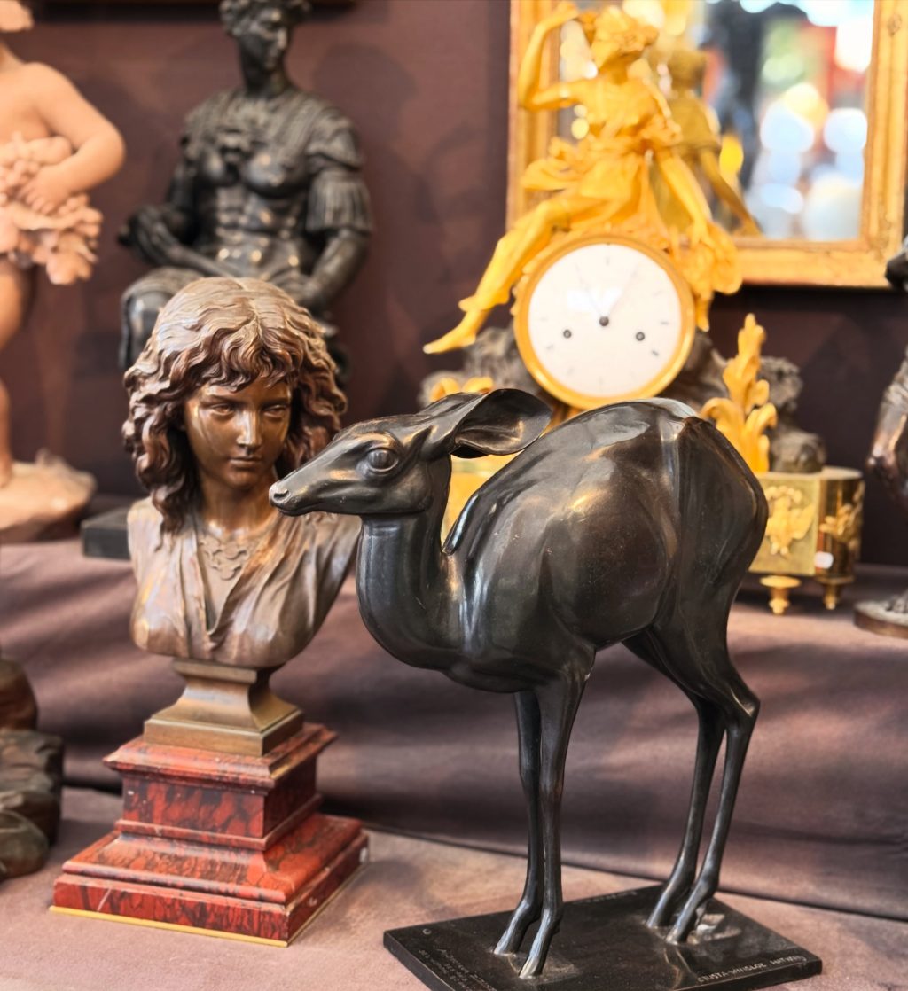 Instagram post from galeriedesvictoires. This post is in position 2.