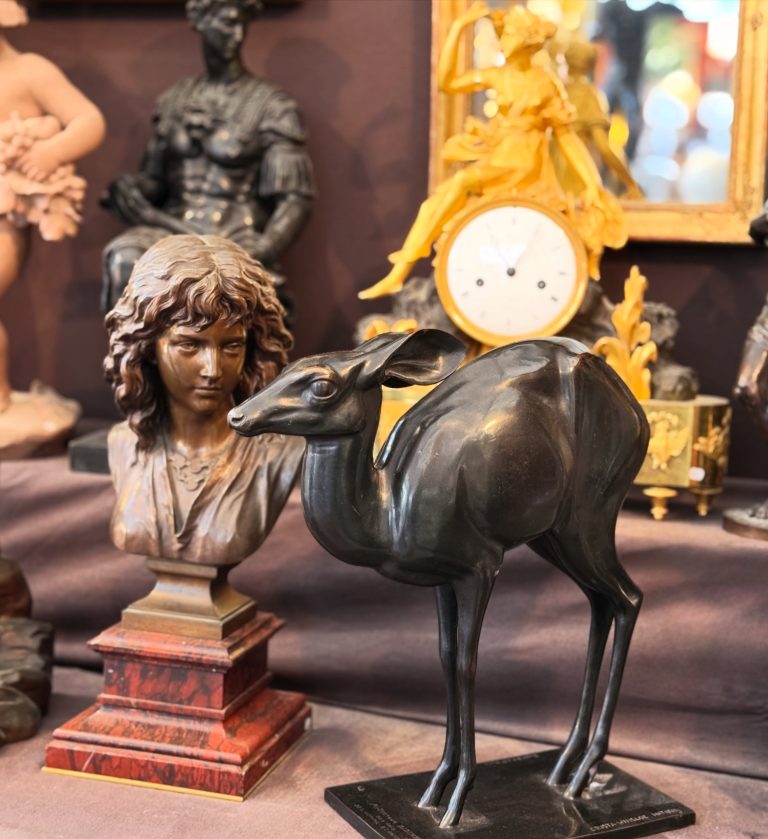 Instagram post from galeriedesvictoires. This post is in position 3.