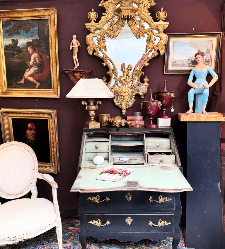 Instagram post from galeriedesvictoires. This post is in position 1.