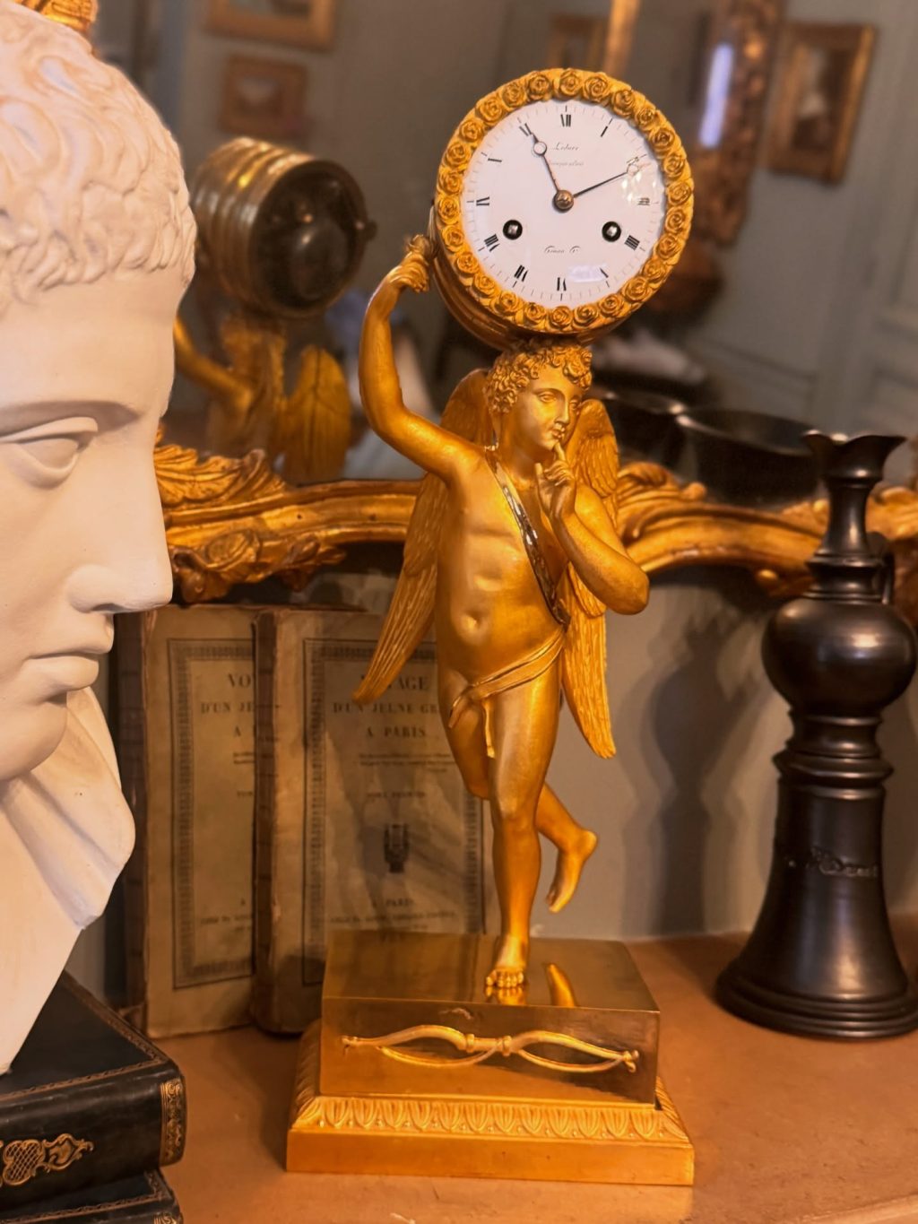 Instagram post from galeriedesvictoires. This post is in position 3.
