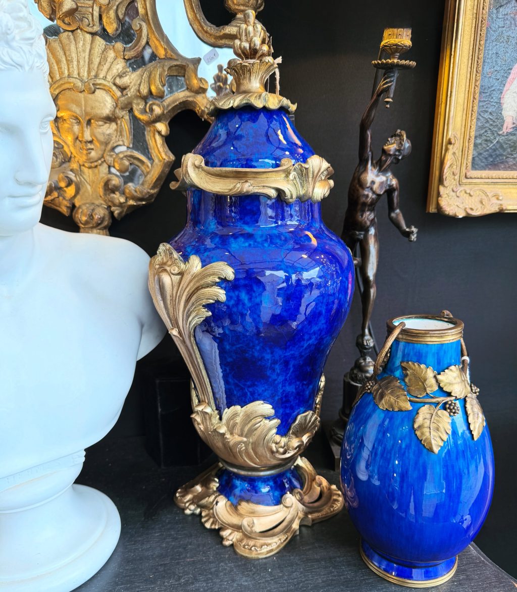 Instagram post from galeriedesvictoires. This post is in position 0.